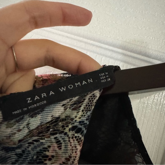 Zara • Midi Dress • Lace • Floral • Medium - Picture 12 of 13